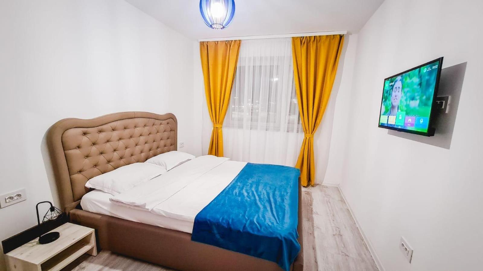 Jad - Luxury 3 Rooms & 2 Rooms Apartments In Kasper, Near Coresi Mall ブラショフ エクステリア 写真