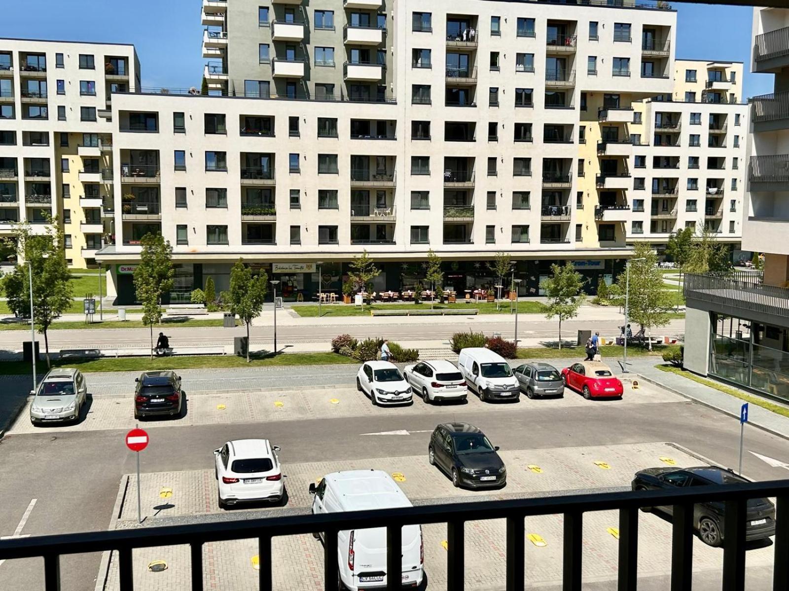 Jad - Luxury 3 Rooms & 2 Rooms Apartments In Kasper, Near Coresi Mall ブラショフ エクステリア 写真