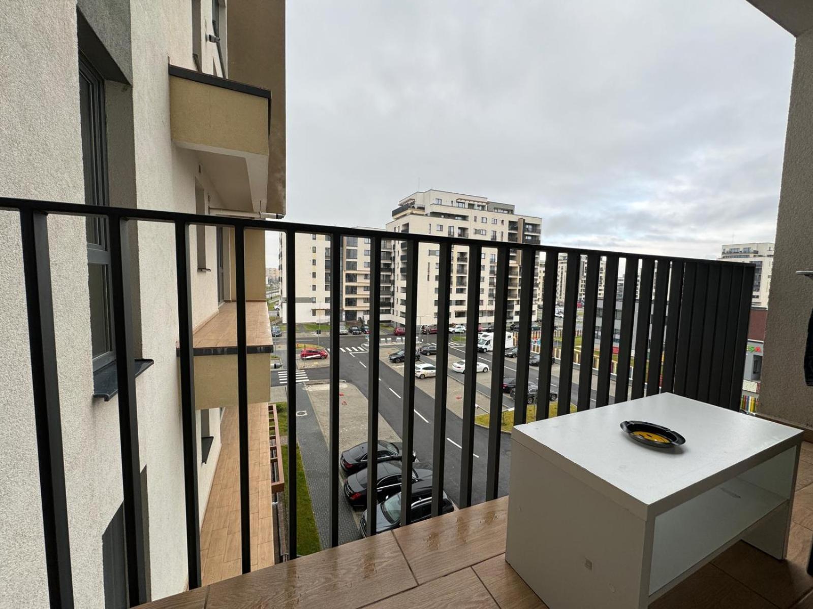 Jad - Luxury 3 Rooms & 2 Rooms Apartments In Kasper, Near Coresi Mall ブラショフ エクステリア 写真